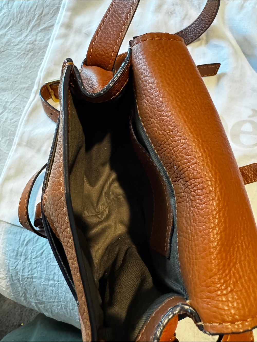 Chloé Marcie Small Crossbody Bag in Grained Calfskin - Tan - Picture 11 of 13